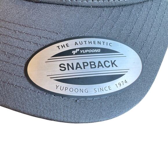 River Bum Snap Back Trucker Hat Flat Bill Fluorescent Green Mesh Cap Yupoong Y2K - Picture 2 of 5